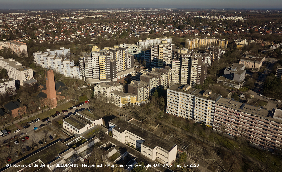 07.02.2023 - Luftbilder vom Marx-Zenrtum und Umgebung in Neuperlach